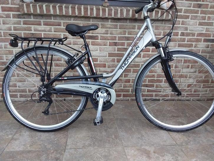 Dames-meisjesfiets thompson in nieuwstaat, Fietsen en Brommers, Fietsen | Dames | Damesfietsen, Versnellingen, Ophalen