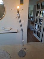 Staande grijze lamp Ikea, Huis en Inrichting, Lampen | Vloerlampen, Ophalen, Gebruikt, Metaal, 100 tot 150 cm