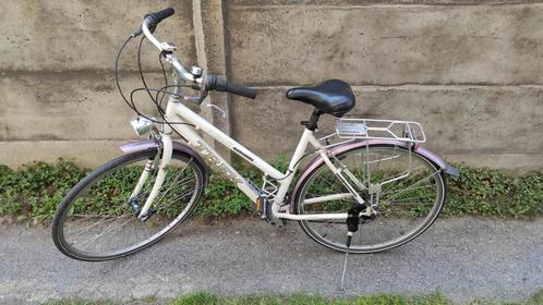 Damesfiets Trek 28 inch, lichte aluminium kader, Fietsen en Brommers, Fietsen | Dames | Damesfietsen, Zo goed als nieuw, Overige merken