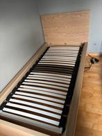 Houten eenpersoonsbed Malm(Ikea) met lattenbodem., Huis en Inrichting, Slaapkamer | Bedden, Ophalen, Zo goed als nieuw