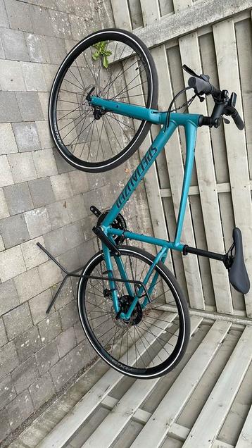 Specialized sirrus 3.0, Fietsen en Brommers, Ophalen, Zo goed als nieuw