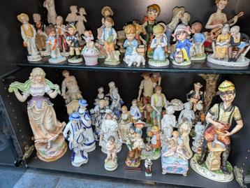 Sculptures/figurines en biscuit de porcelaine beschikbaar voor biedingen