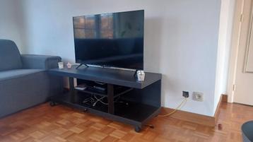 TV-meubel beschikbaar voor biedingen