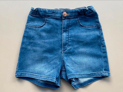 Short en jean bleu foncé H&M 146, Enfants & Bébés, Vêtements enfant | Taille 146, Comme neuf, Fille, Pantalon, Enlèvement ou Envoi