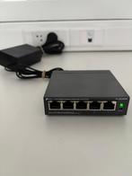 Switch TP-Link TL-SG1005P, Ophalen of Verzenden, Zo goed als nieuw