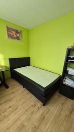 bed 120x200,  twijfelaars, Ophalen, Kunstleer, Zwart, Zo goed als nieuw