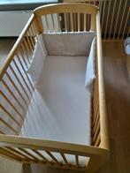 houten kinderbed, Huis en Inrichting, Slaapkamer | Bedden, Ophalen, Eenpersoons, Beige, 190 cm of minder
