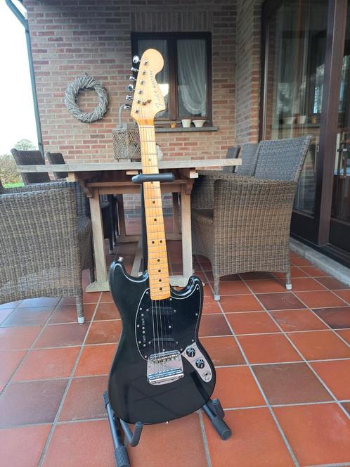 Fender Mustang 1978 d'origine, Musique & Instruments, Instruments à corde | Guitares | Électriques, Utilisé, Fender, Enlèvement ou Envoi