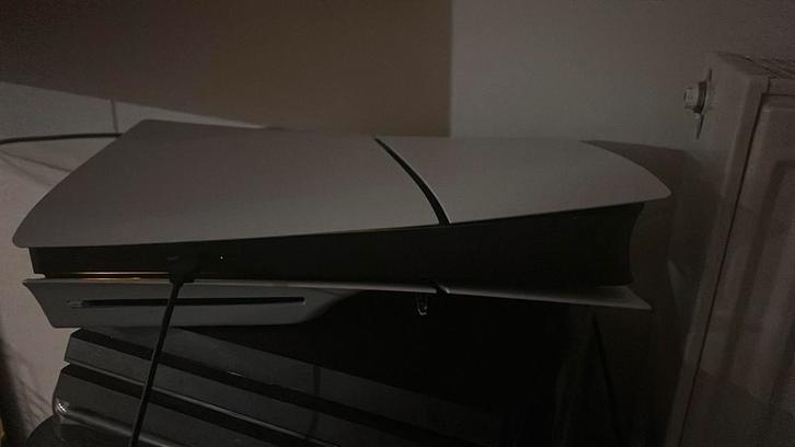 PlayStation 5 - Fortnite Flowering Chaos Bundle, Games en Spelcomputers, Spelcomputers | Sony PlayStation 5, Zo goed als nieuw