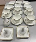 Wedgwood Insignia - Antiek Servies wit goud Hotelware white, Antiek en Kunst, Antiek | Servies compleet, Ophalen of Verzenden