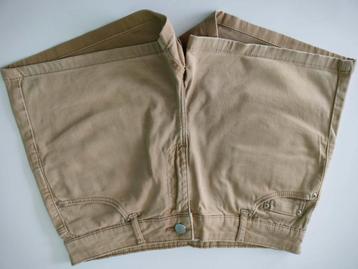 Korte short - sand - camel - beige - maat 36 - R Essentiel beschikbaar voor biedingen
