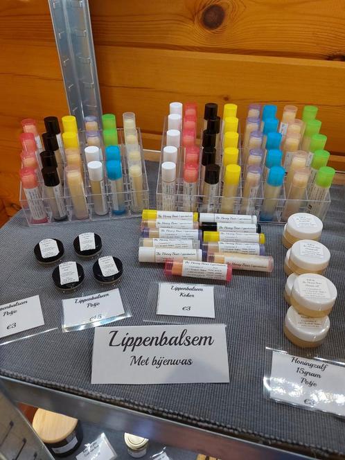 Lippenbalsem bijenwas imker, Handtassen en Accessoires, Uiterlijk | Gezichtsverzorging, Zo goed als nieuw, Ophalen of Verzenden