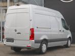 Mercedes-Benz Sprinter 317 CDI L2H2 DISTRONIC 360gr CAMERA, Auto's, Bestelwagens en Lichte vracht, Stof, Zwart, 4 cilinders, 2000 kg