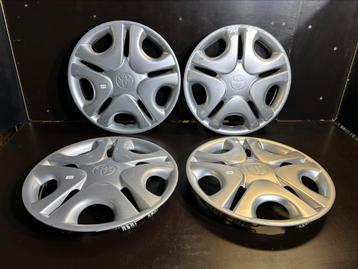 4 wieldoppen Toyota corolla yaris aygo 14" beschikbaar voor biedingen