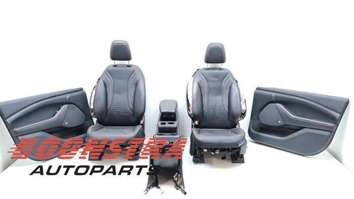 Bekleding Set (compleet) van een Ford Mustang Mach-E, Auto-onderdelen, Interieur en Bekleding, Gebruikt, 3 maanden garantie, Ophalen of Verzenden