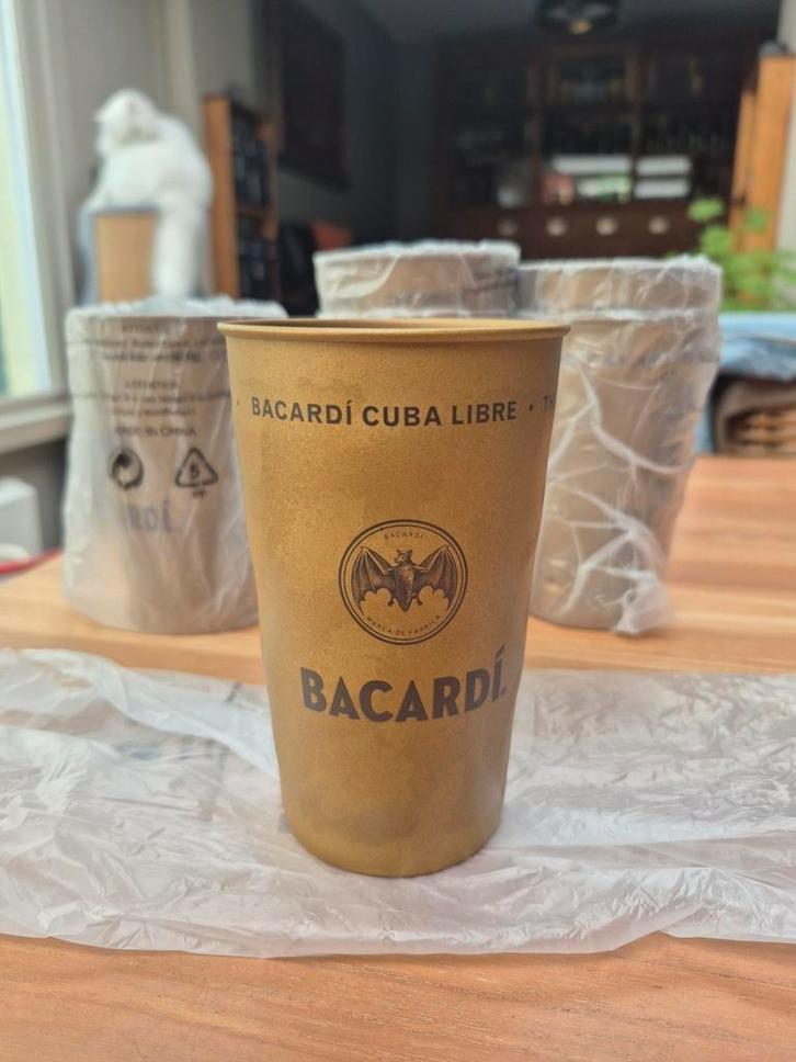 Bacardi metalen bekers, Verzamelen, Merken en Reclamevoorwerpen, Nieuw, Verpakking, Ophalen of Verzenden