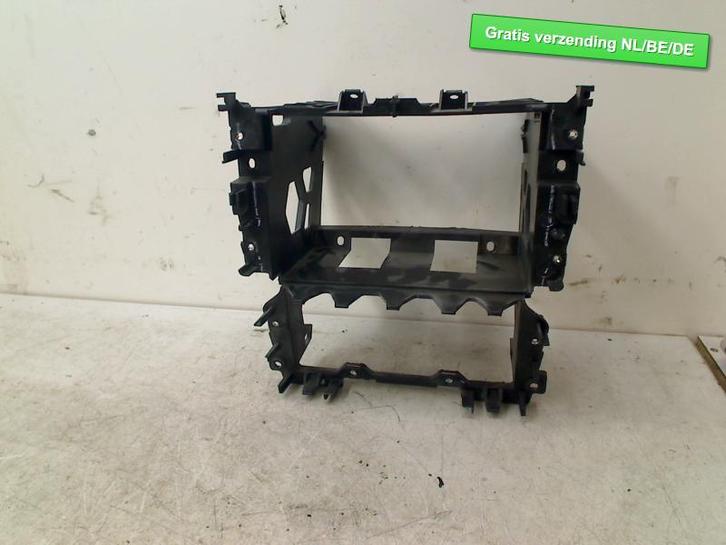RADIO frame golf 6 Volkswagen Golf VI (5K1) (5K0858089E), Auto-onderdelen, Overige Auto-onderdelen, Volkswagen, Gebruikt