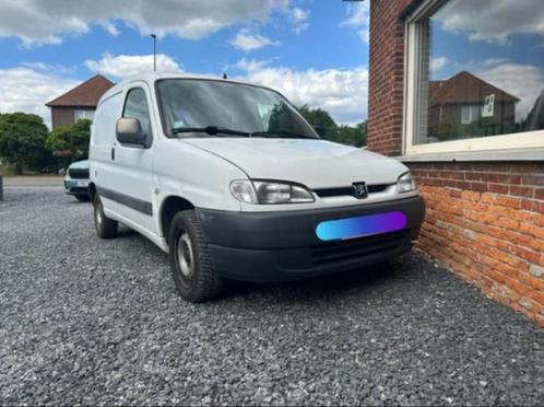 Peugeot Partner in GOEDE STAAT, Auto's, Peugeot, Particulier, Partner, Centrale vergrendeling, Trekhaak, Diesel, Euro 3, 4 deurs