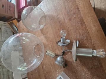 Drie retro lampen om te hangen, grote handgemaakte bollen. beschikbaar voor biedingen