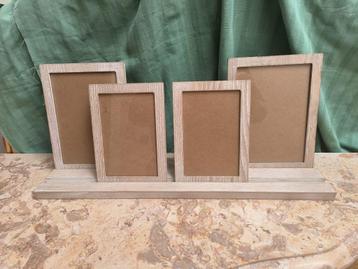 Plankje met fotokaders (4 stuks) beschikbaar voor biedingen