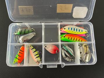 Forel kunstaas spoons - 17 stuks + opbergdoos beschikbaar voor biedingen
