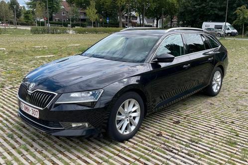 Skoda superb Combi 1.6 TDI Style Goede staat, Auto's, Skoda, Particulier, Superb, Apple Carplay, Climate control, Cruise Control