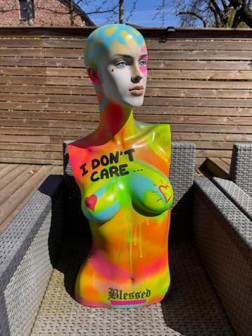 Mannequin op maat beschikbaar voor biedingen