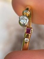 18k geelgouden ring met robijn en diamant, Bijoux, Sacs & Beauté, Bagues, Enlèvement ou Envoi