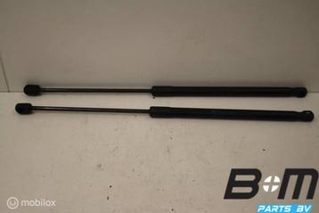 Set gasdrukveren achterklep VW Polo 6R Cross 6R6827550A beschikbaar voor biedingen