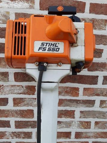 Stihl FS 550 bosmaaier met vernieuwde motor beschikbaar voor biedingen