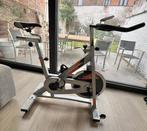 Spinningfiets, Sport en Fitness, Fitnessapparatuur, Ophalen, Gebruikt, Benen, Spinningfiets