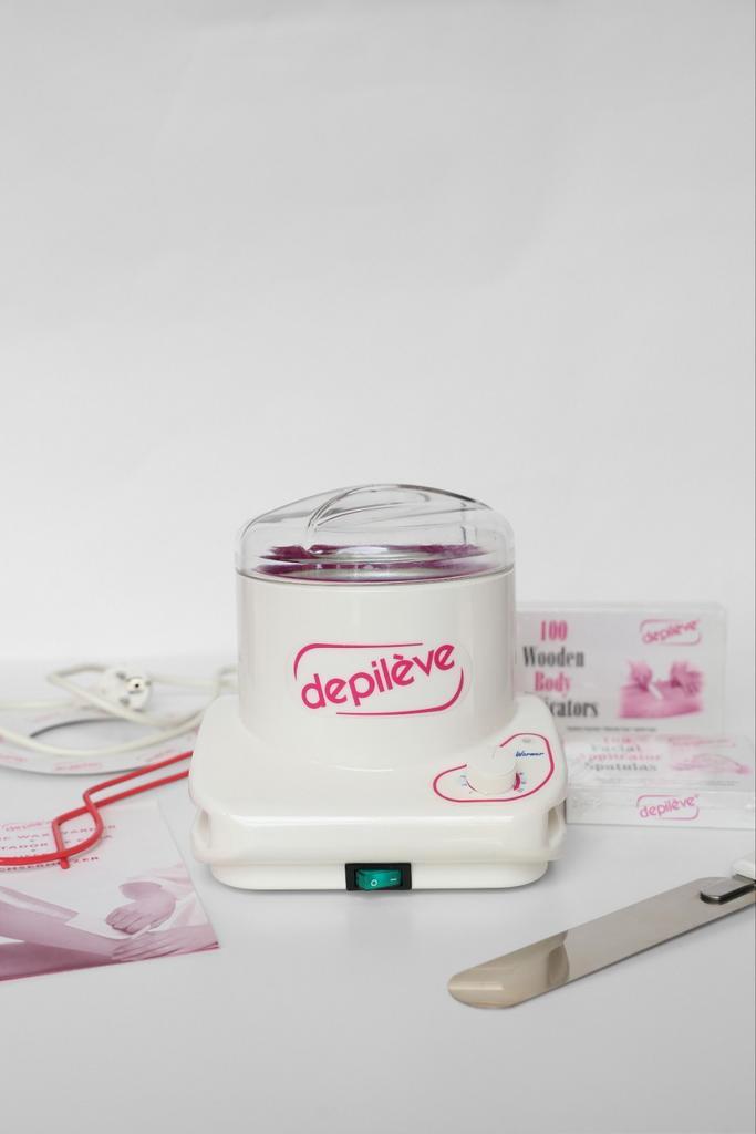 Wax warmer  + accessoires, Elektronische apparatuur, Persoonlijke Verzorgingsapparatuur, Zo goed als nieuw, Ophalen of Verzenden