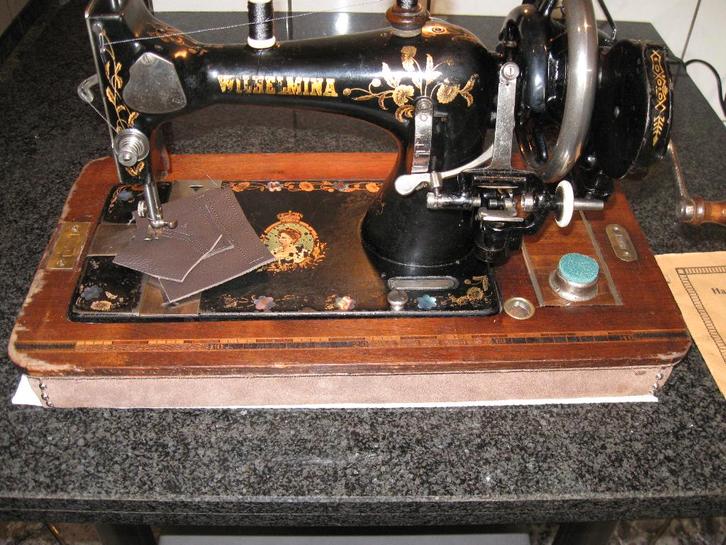 Naaimachine (leerstikker), Hobby en Vrije tijd, Naaimachines en Toebehoren, Gebruikt, Naaimachine, Ophalen