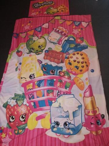 Kleurig Shopkins dekbed met prachtige muurstickers gratis  beschikbaar voor biedingen