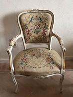 Fauteuil ancien de style Louis XV, Enlèvement