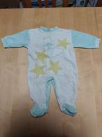 Warme pyjama/kruippakje kat met sterren maat 68, Kinderen en Baby's, Babykleding | Maat 68, Nacht- of Onderkleding, Gebruikt, Jongetje of Meisje