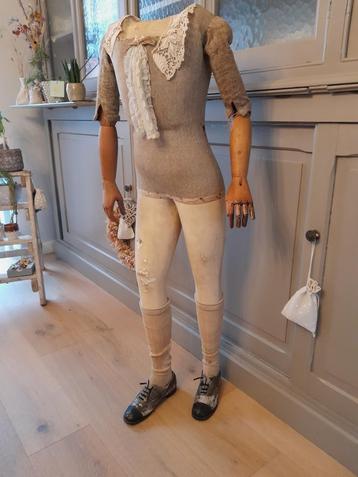 Antieke mannequin paspop kind jaren 1920-30 beschikbaar voor biedingen
