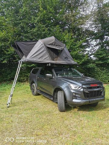 Roof Space 2 Daktent beschikbaar voor biedingen