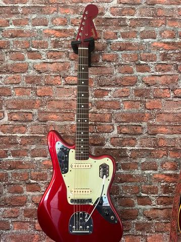 Fender Jaguar CAR crafted in Japan 1997, Musique & Instruments, Enlèvement ou Envoi, Utilisé, Solid body, Fender