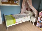 Vintage eenpersoonsbed met bijhorend nachtkastje, Huis en Inrichting, Slaapkamer | Bedden, Ophalen, Gebruikt, 90 cm, Eenpersoons
