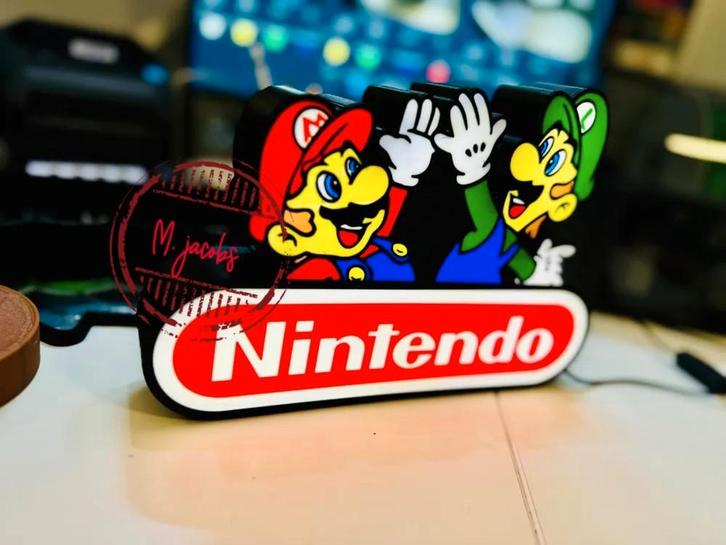 Nieuwe Nintendo LED lamp met een leuk Mario en Luigi design, Verzamelen, Merken en Reclamevoorwerpen, Ophalen of Verzenden
