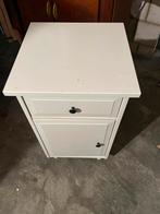 Nachtkastje Hemnes ikea met enkele gebruiksporen, Enlèvement