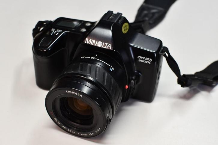 MINOLTA DYNAX 3000i + 35-80mm AF + flits, Audio, Tv en Foto, Fotocamera's Analoog, Zo goed als nieuw, Spiegelreflex, Minolta, Ophalen of Verzenden