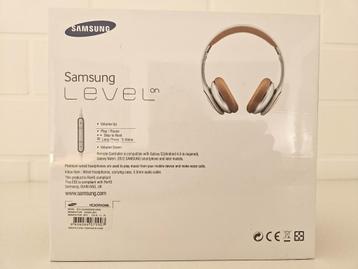 Samsung Level hoofdtelefoon  beschikbaar voor biedingen