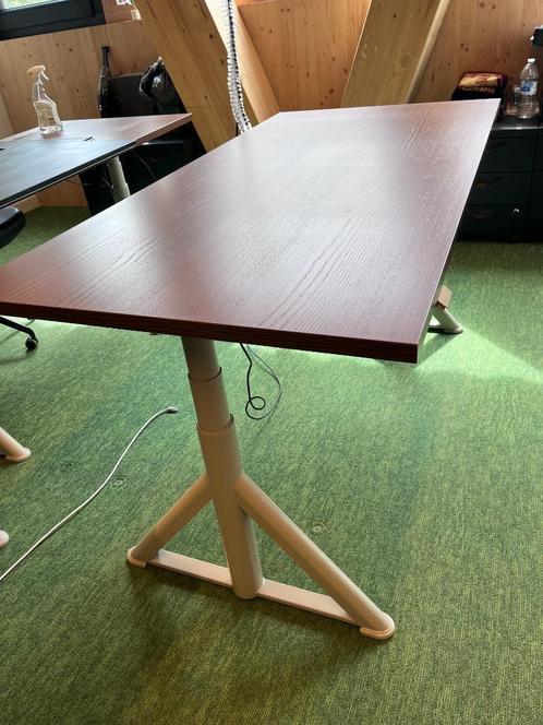 Elektrisch zit/stabureau IDÅSEN Ikea, Huis en Inrichting, Bureaus, Zo goed als nieuw, Bureau, Elektrisch, In hoogte verstelbaar