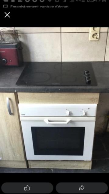 Four à gaz avec plaque de cuisson beschikbaar voor biedingen