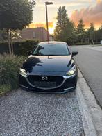 Mazda 2 Okinami MHEV: full option, weinig km, laag verbruik, Auto's, Mazda, Euro 6, 4 cilinders, Blauw, Handgeschakeld