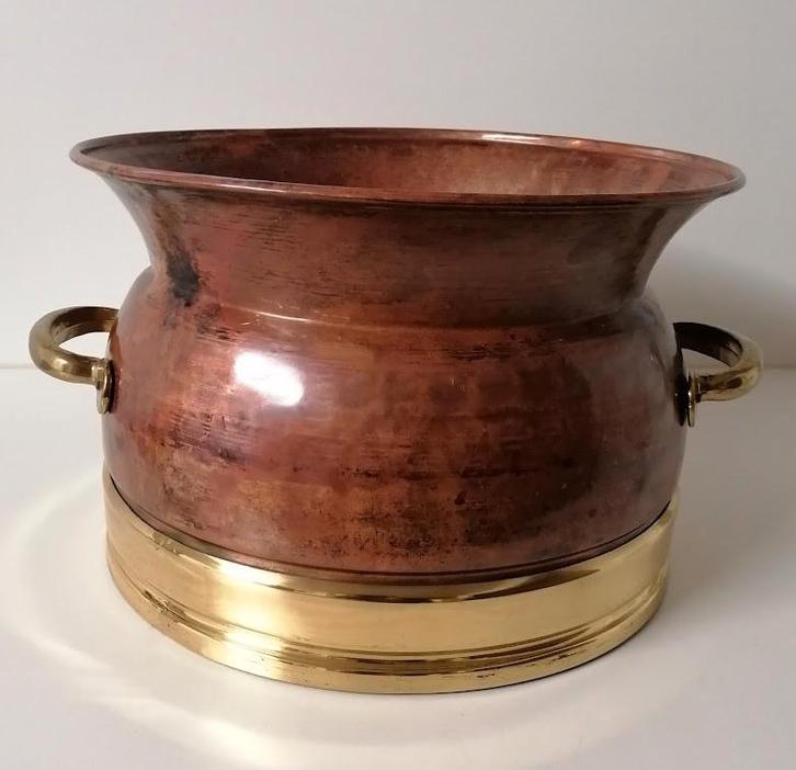 Bloempot in geel en rood koper met handvatten., Tuin en Terras, Bloempotten, Zo goed als nieuw, Ophalen