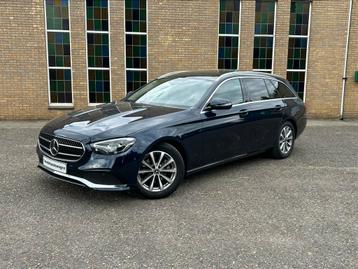 Lifting automatique de la Mercedes E200d ! Attelage en cuir, Autos, Cuir, Achat, Carnet d'entretien, 124 g/km