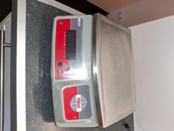 Weegschaal Riba r75, Elektronische apparatuur, Weegschalen, Ophalen, Gebruikt, Winkelweegschaal, Minder dan 10 kg